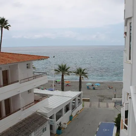 شقة Torresol Nerjarent نيرخا